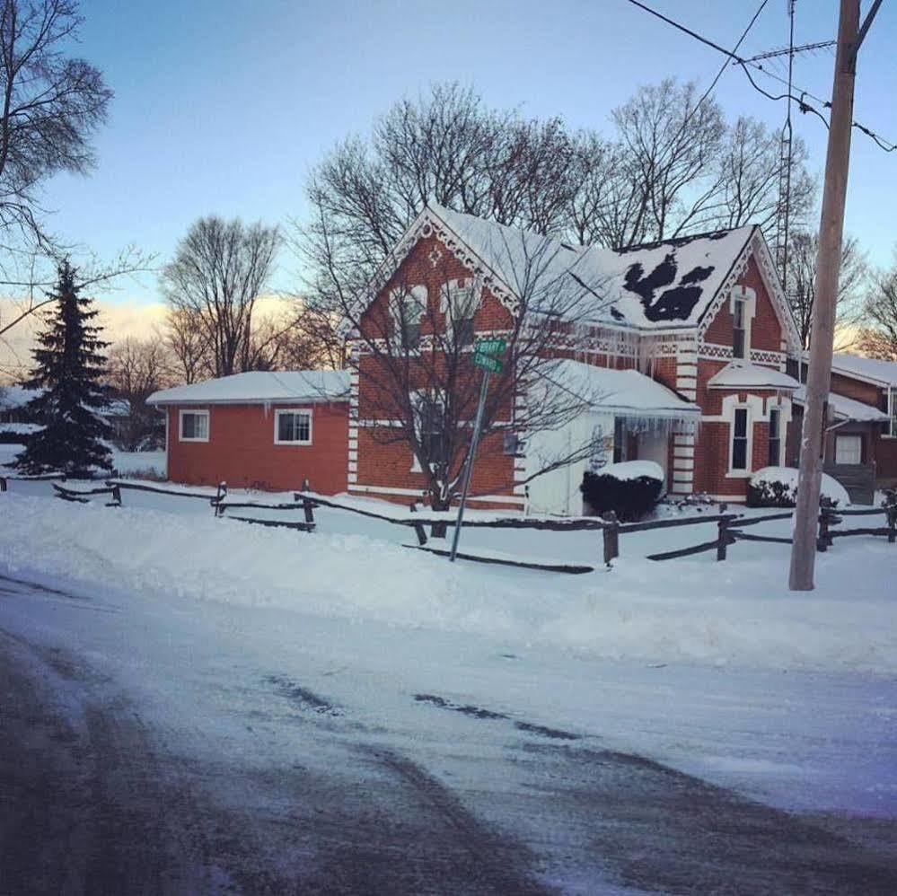 Emily'S Place B&B Creemore Екстер'єр фото